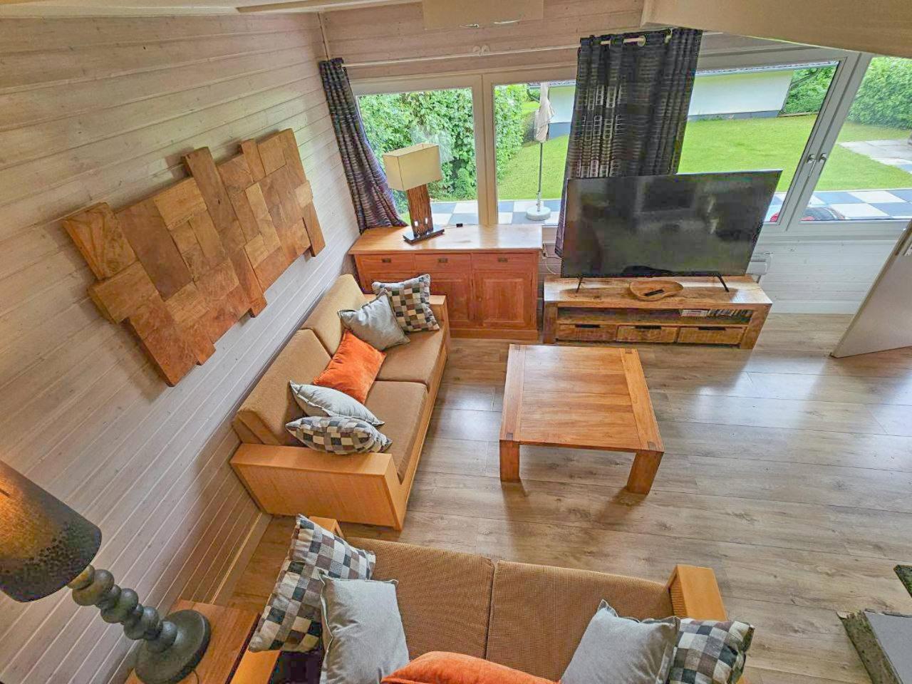 Ferienhaus "Gestiefelter Kater" Am See Im Bergland Kirchheim  Esterno foto