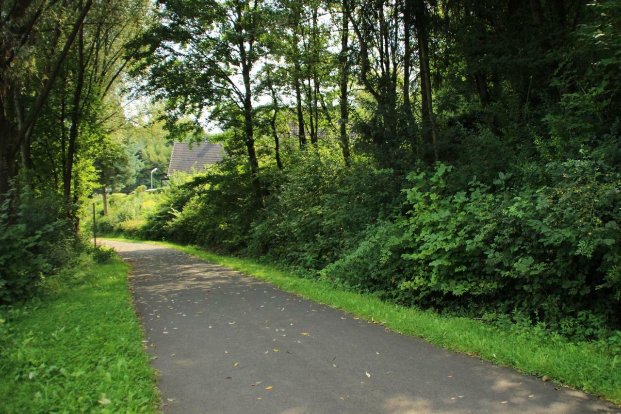 Ferienhaus "Gestiefelter Kater" Am See Im Bergland Kirchheim  Esterno foto